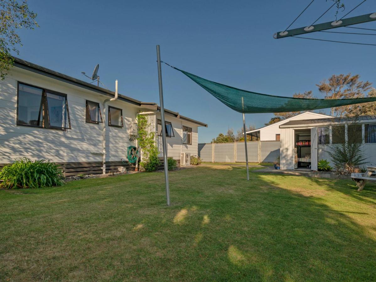 Wonderful Whangamata - Whangamata Holiday Home Екстер'єр фото